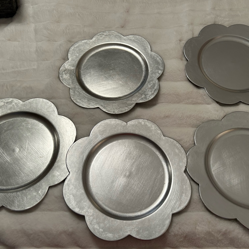 5 decorative plates